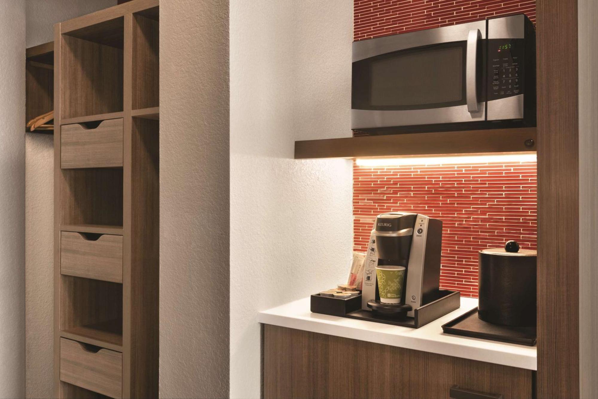 Hilton Garden Inn Fort Wayne Ellisville Экстерьер фото